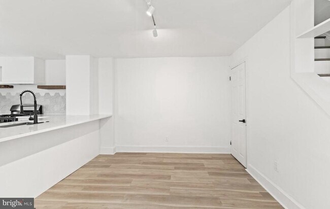 Foto del edificio - 715 E Haverford Rd