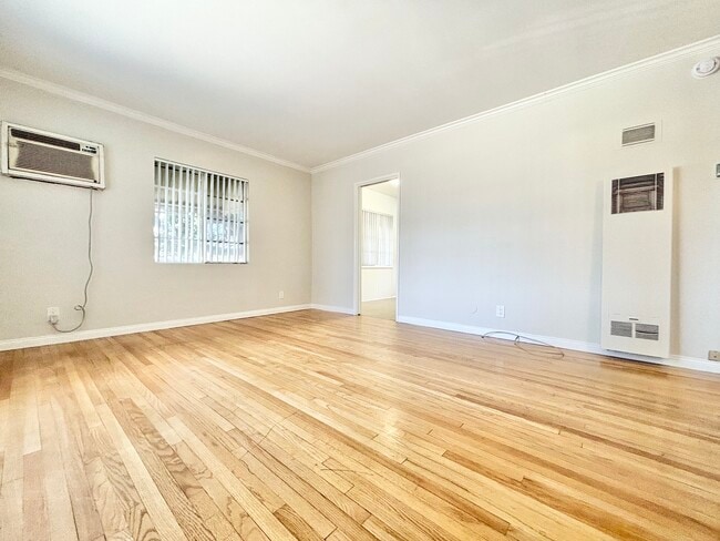 Building Photo - 5610 Gentry Ave Valley Village, CA 91607