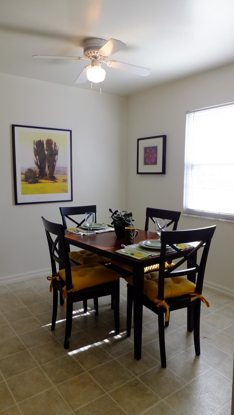 University Village & Court Apartments – photo 3