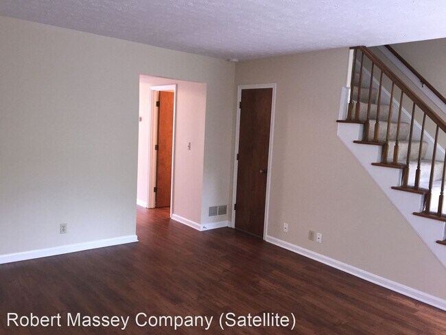 Building Photo - 2853 Grinstead Dr
