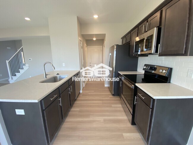 Foto del edificio - 7000 Lake Ridge Ave