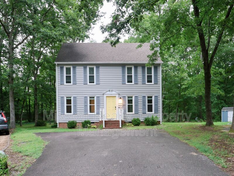 Primary Photo - 13701 Arrowood Ct