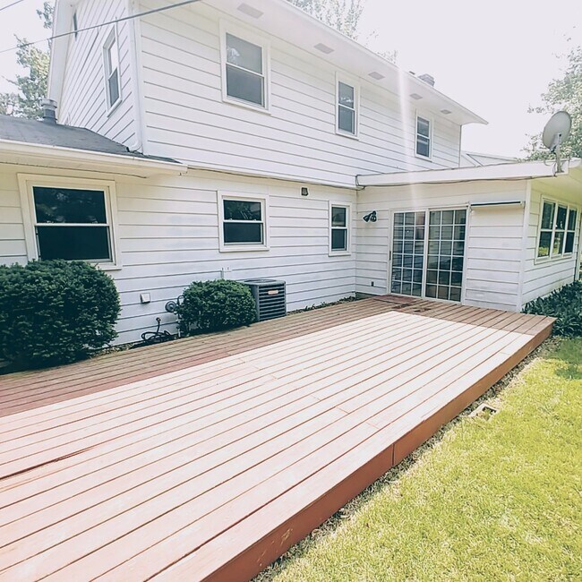 Building Photo - 4509 E Cambridge Ct