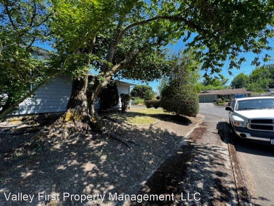 Building Photo - 2 br, 2 bath House - 332 Monroe Ct NE