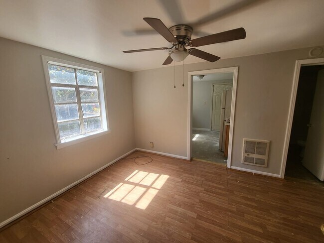 Foto del edificio - 732 Richardson St