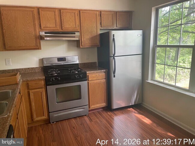 Foto del edificio - 7220 Mahogany Dr
