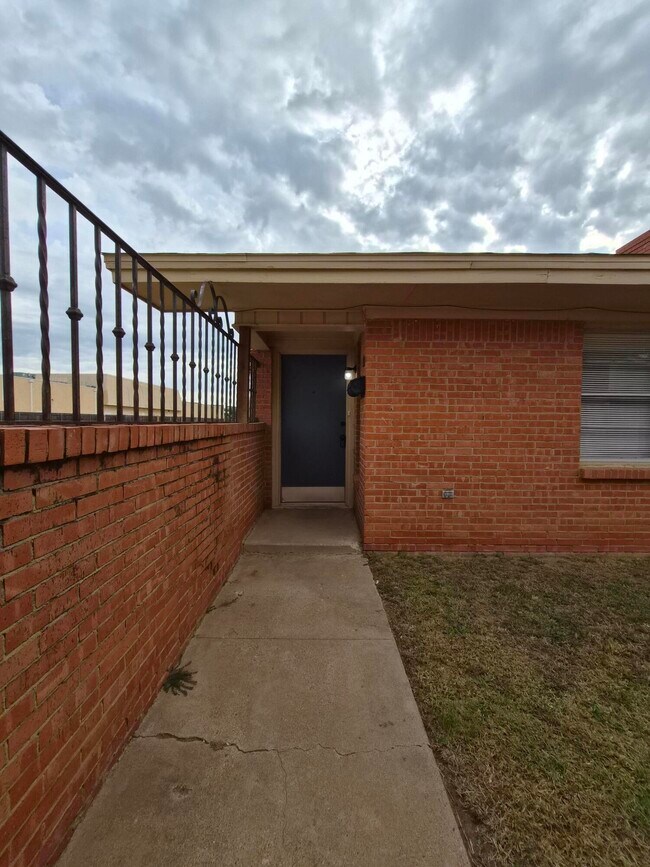 Foto del edificio - 3813 51st St