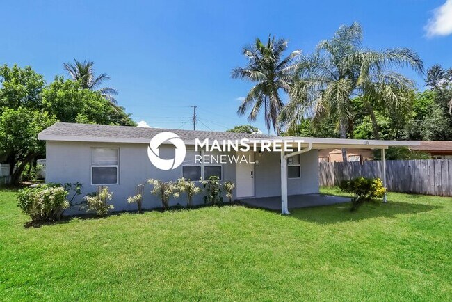 Building Photo - 4 Bedroom Pet-Friendly Home in West Palm Beach, FL with Main Street Renewal