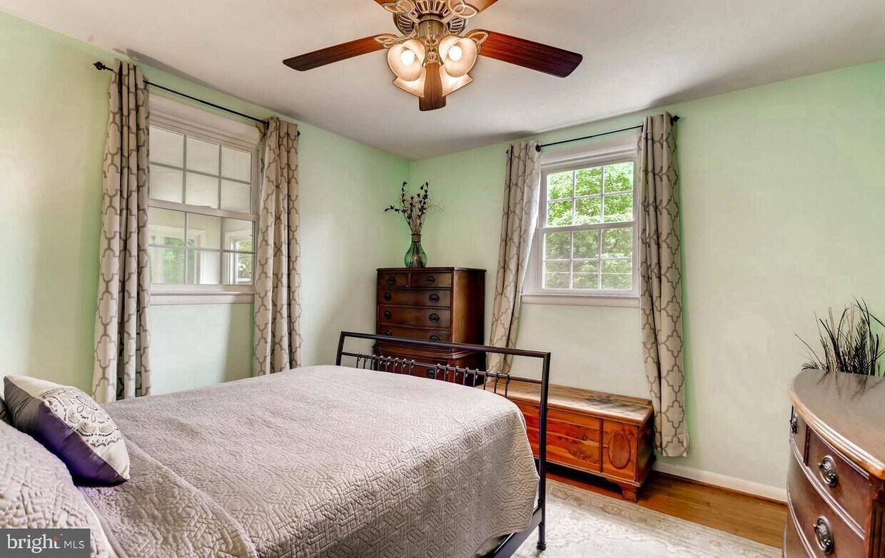 Foto principal - 1211 St Andrews Way