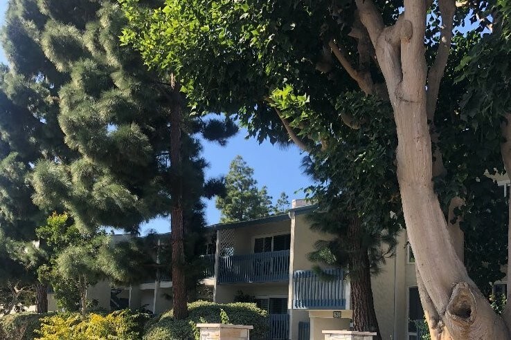 Condominio Brookside Village - 631 S Prospect Ave