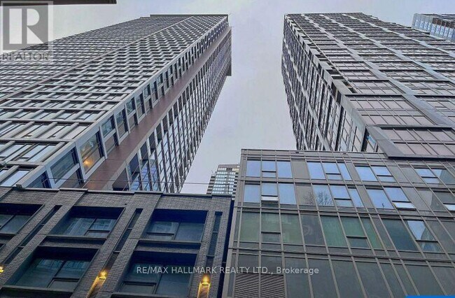 Building Photo - 35-2035 Mercer St