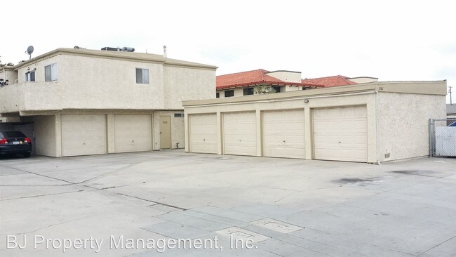 Foto del edificio - 3581 Farquhar Ave