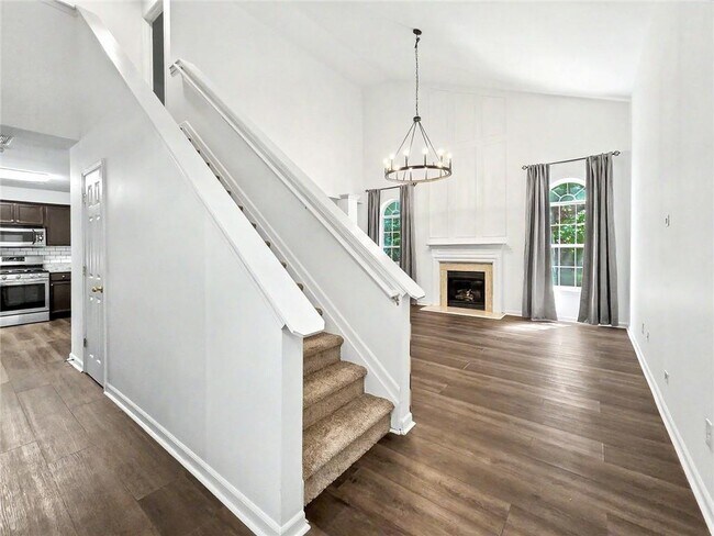 Foto del edificio - 3235 Liberty Commons Dr NW