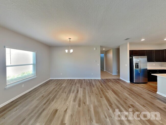 Foto del edificio - 154 Bloomfield Wy