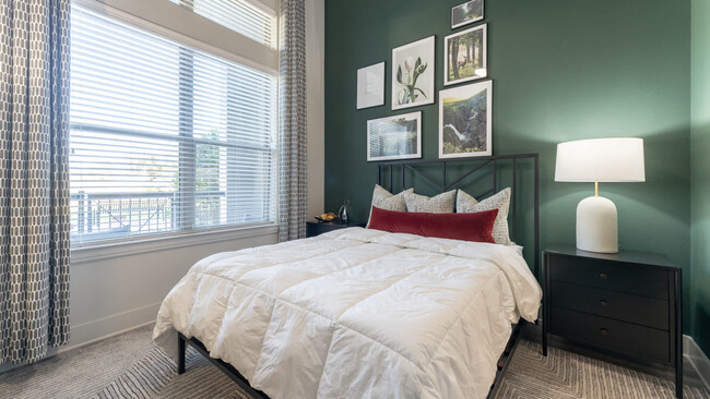 Bedroom with Hard Surface Flooring - Ayla Stonebriar