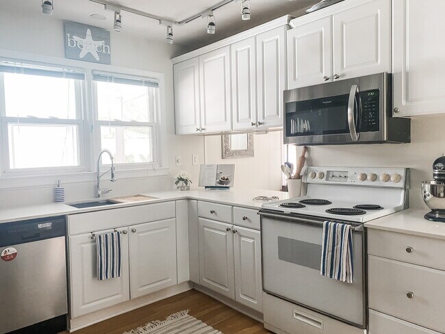 Foto del edificio - 841 Earl of Chesterfield Ln