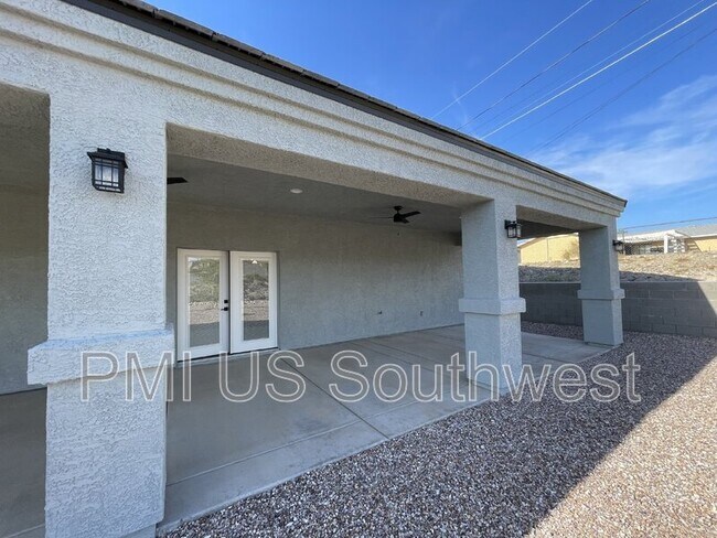 Building Photo - 2519 Valley Vista