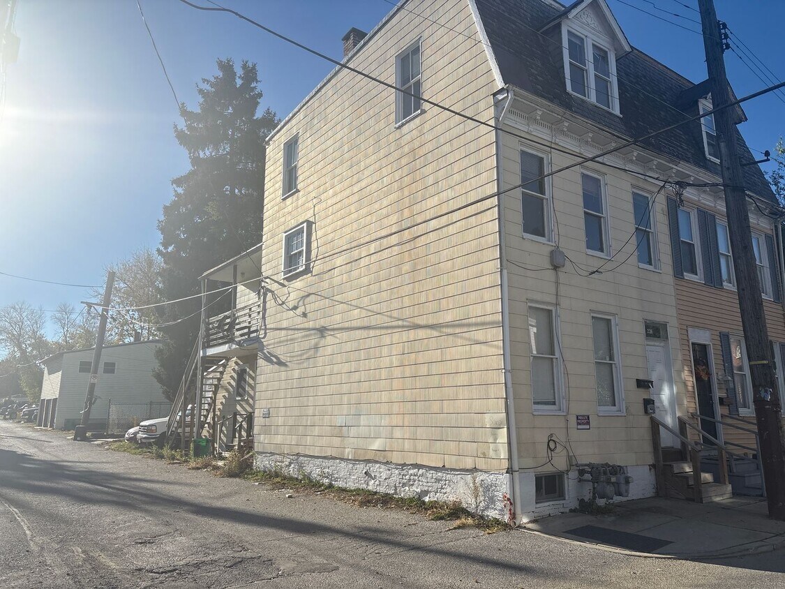 Foto del edificio - 2 Bedroom 1 Bath, Parking- York City SD