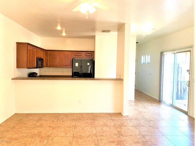 Foto del edificio - 8913 N 4th St