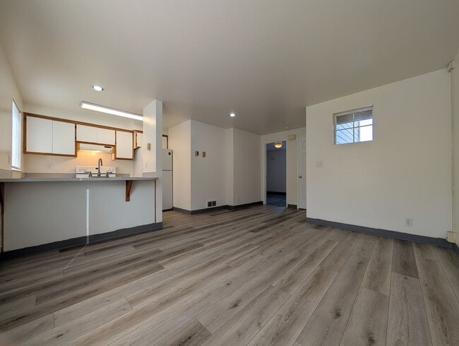 Foto del edificio - Newly Renovated 1-Bedroom, 1-Bath Apartment Off Bailey Hill Road!