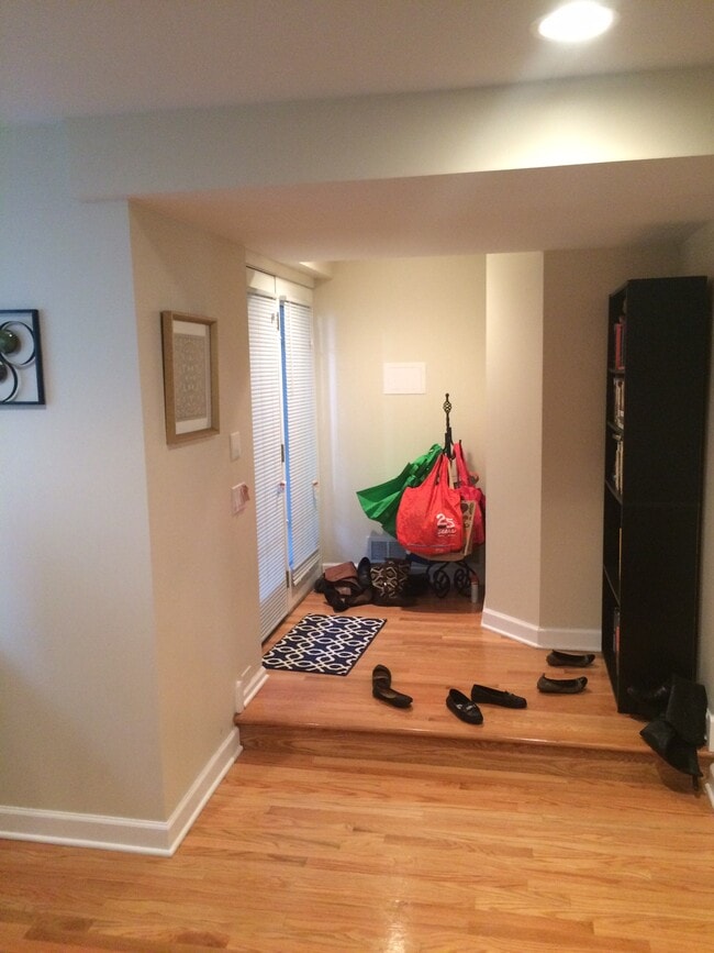 Photo - 1659 N Halsted St Apartments