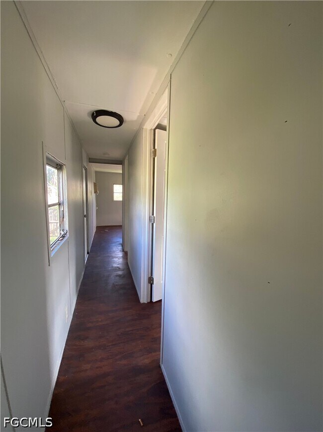 Building Photo - 7838 Ebson Dr