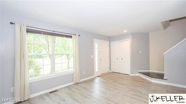 Foto del edificio - 3477 Ashburnam Rd
