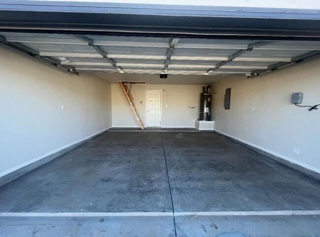 Building Photo - Brand New Construction in Midland, TX