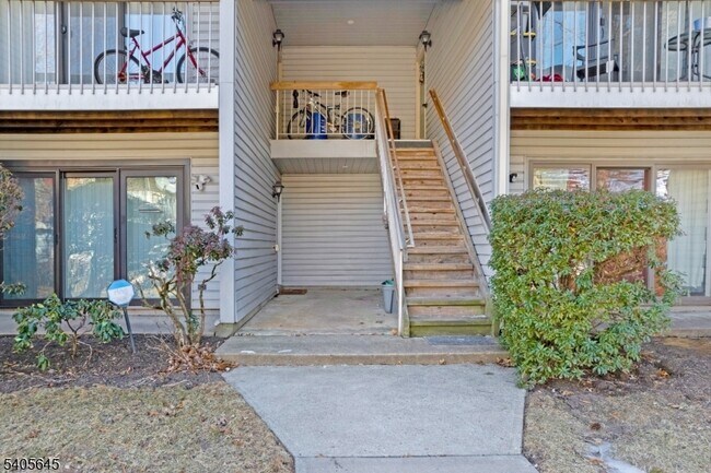 Foto del edificio - 51 Crabapple Ln