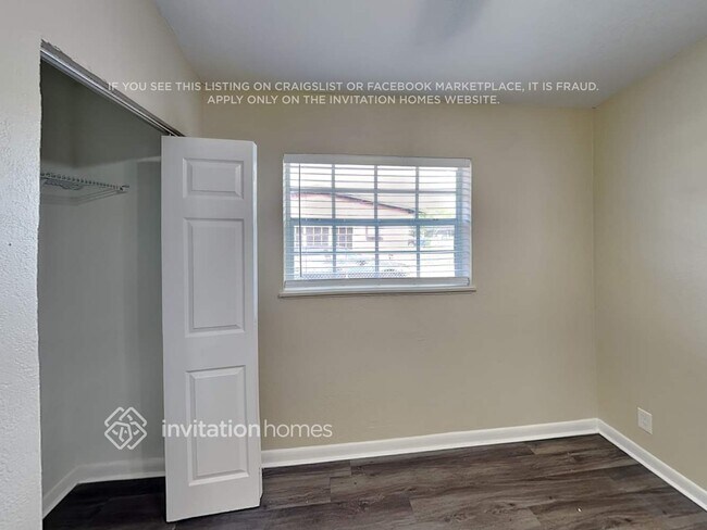 Foto del edificio - 1633 NW 15th Pl