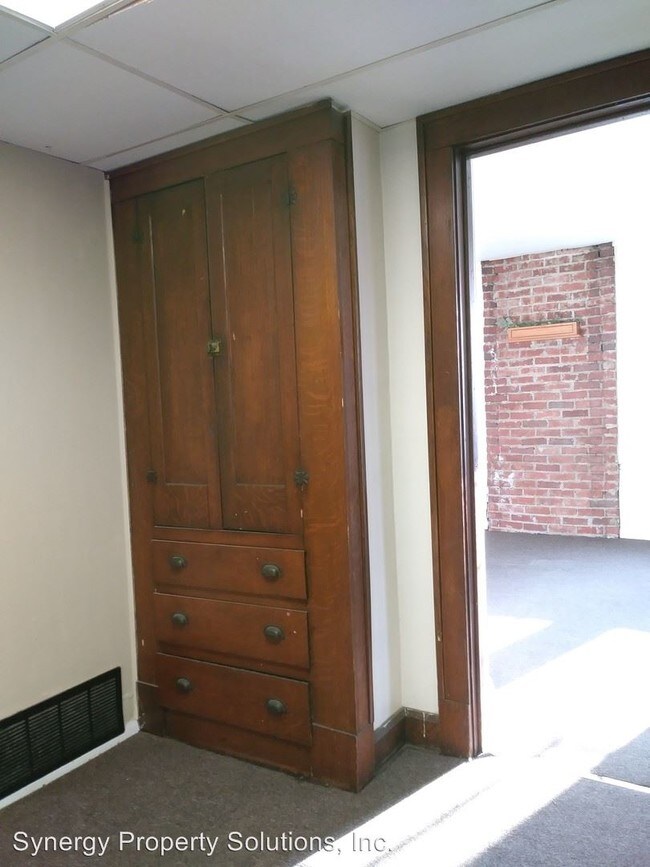 Foto del edificio - 634 W 4th St