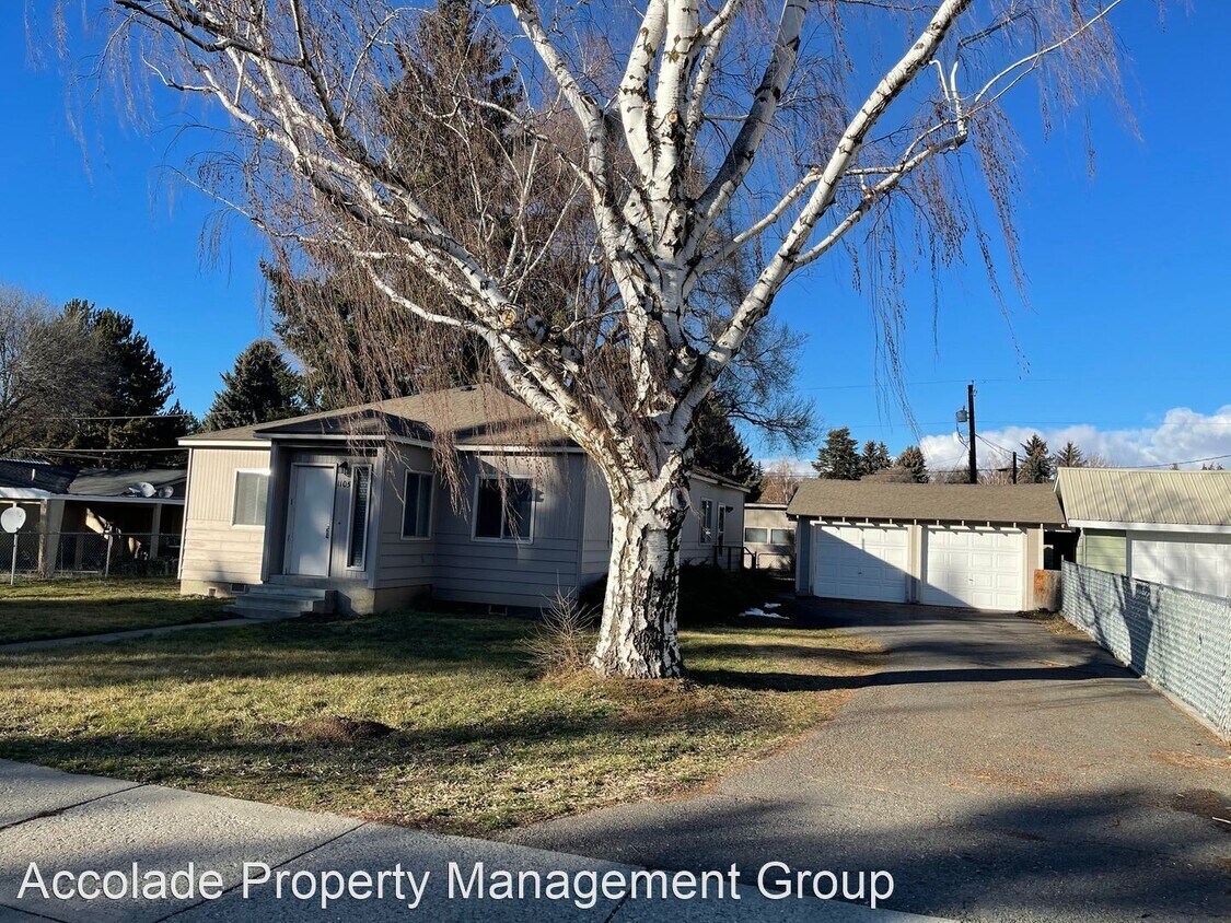 Foto principal - 3 br, 1 bath House - 1105 East Capitol Ave