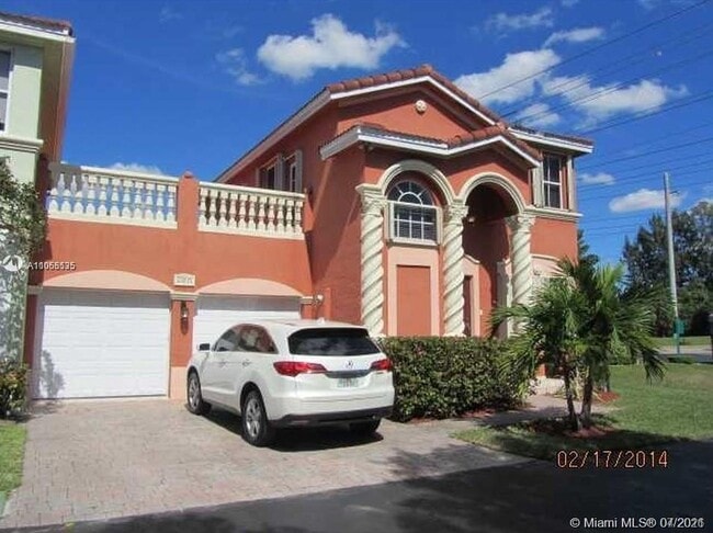 Foto del edificio - 10801 NW 51st Ln