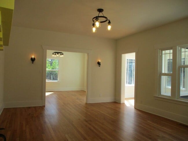 Building Photo - 14714 58th Ave NW