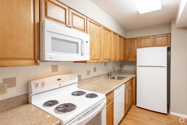 Interior Photo - Maxon Towers