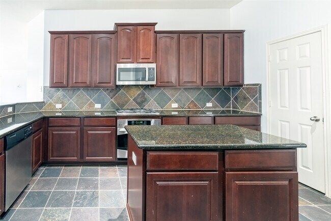 Foto del edificio - 19923 Brookway Oak Ct