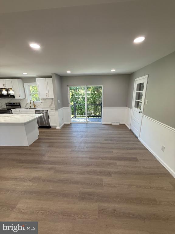 Foto del edificio - 1300 Kirks Ln