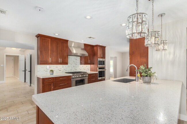 Foto del edificio - 12641 N 70th Pl