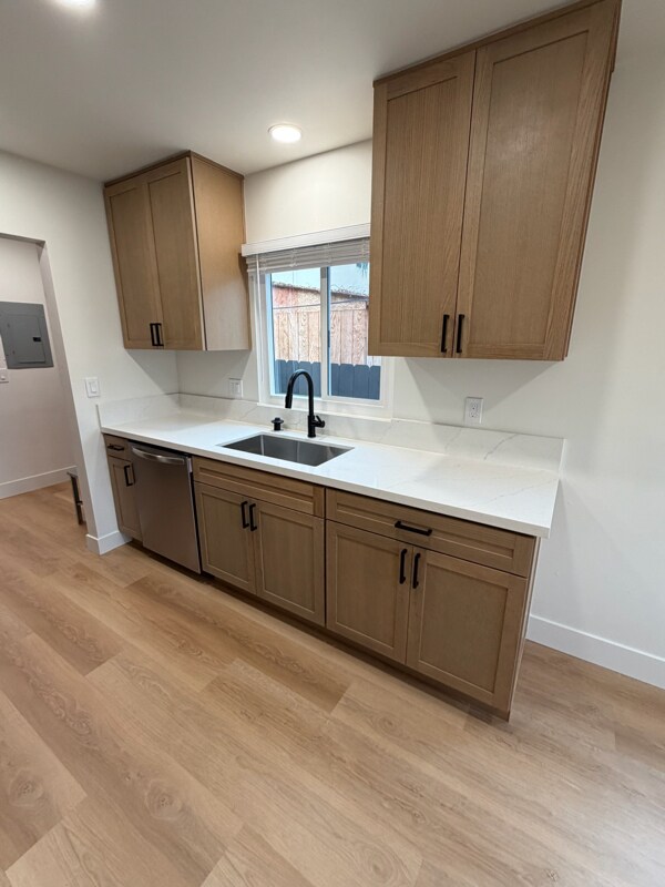 Foto del edificio - 365 Wisconsin Ave