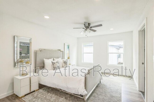 Foto del edificio - 3544 Valley Ridge Rd