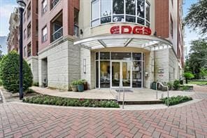 Building Photo - 300 St Joseph Pkwy