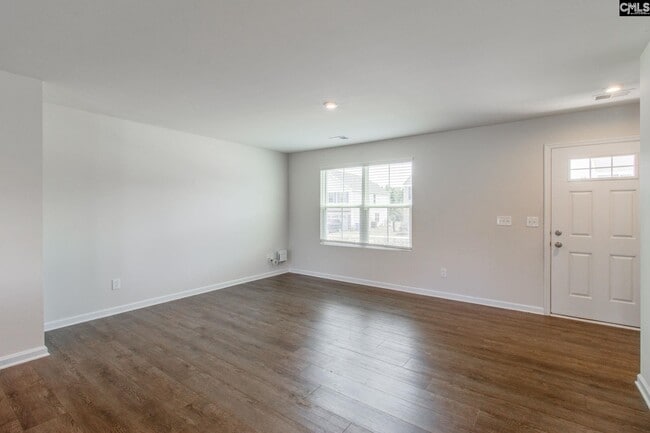 Building Photo - 3038 Blue Brook Ln