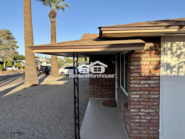 Building Photo - 6809 E Avalon Dr