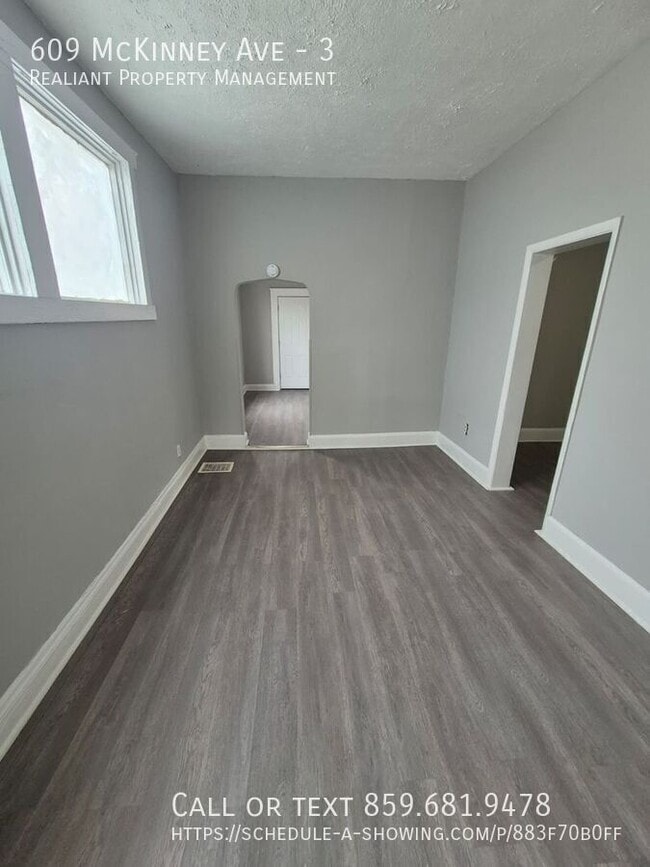 Building Photo - 609 McKinney Ave