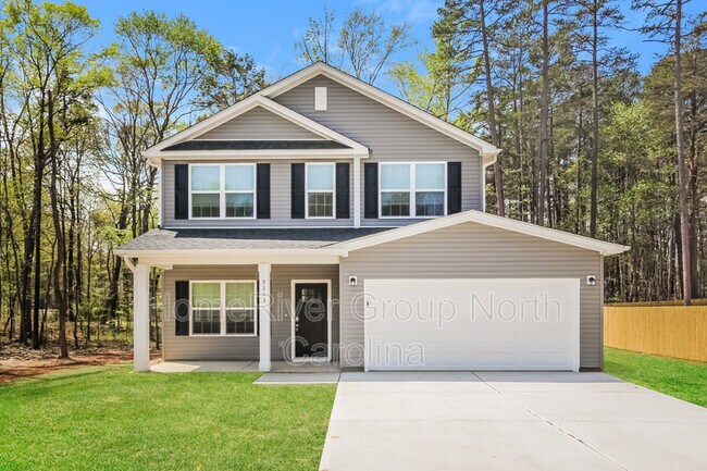 Building Photo - 9203 Hutchinson Ln
