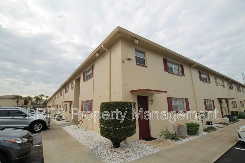 Foto principal - 5505 Hernandes Dr