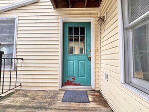 Building Photo - 375 S Upper St