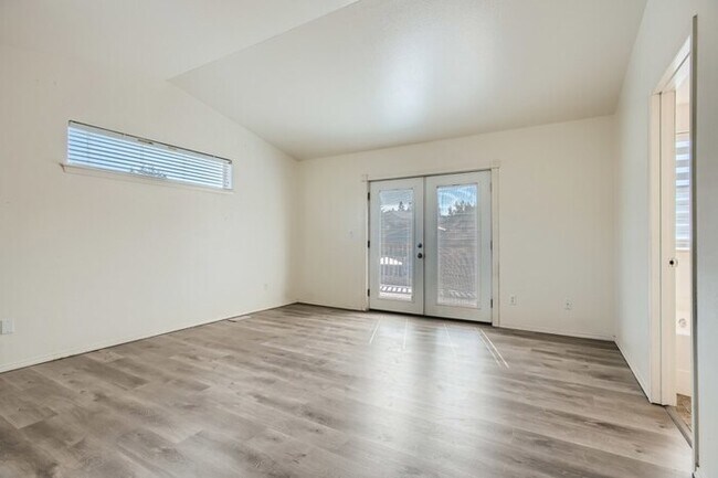 Foto del edificio - 9210 149th St E, Puyallup, WA, 98375