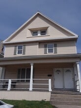 Building Photo - 156 Gunckel Ave