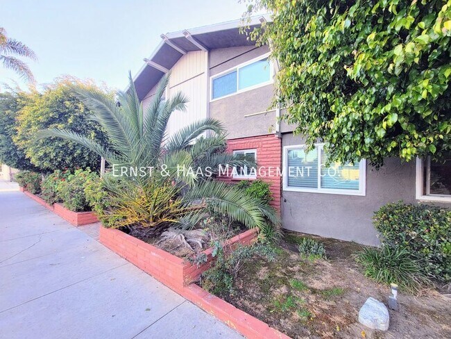 Foto del edificio - 725 Coronado Ave